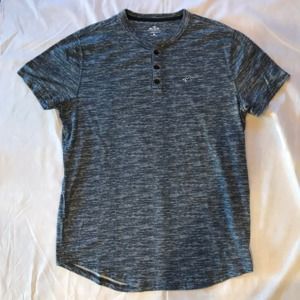 Hollister Henly Tshirt